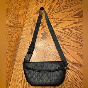 Black Belt Bag Small 33” Waist
